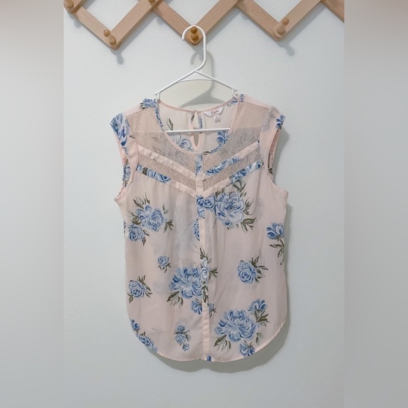 3/$30 | Women’s Pink and Blue Floral Lace Sheer Top - Picture 1 of 2